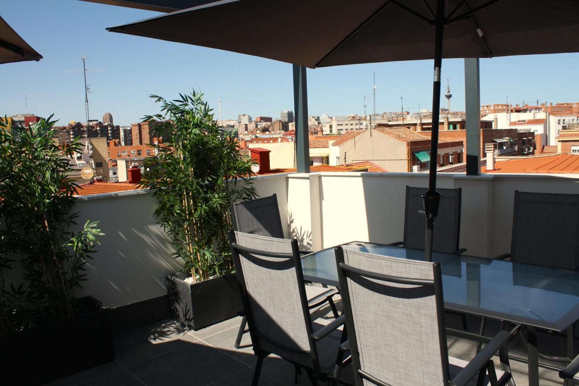 Madrid Urban Suites- Nuevo Apartahotel-7 Apartaments Boutique Full Equiped Exterior photo