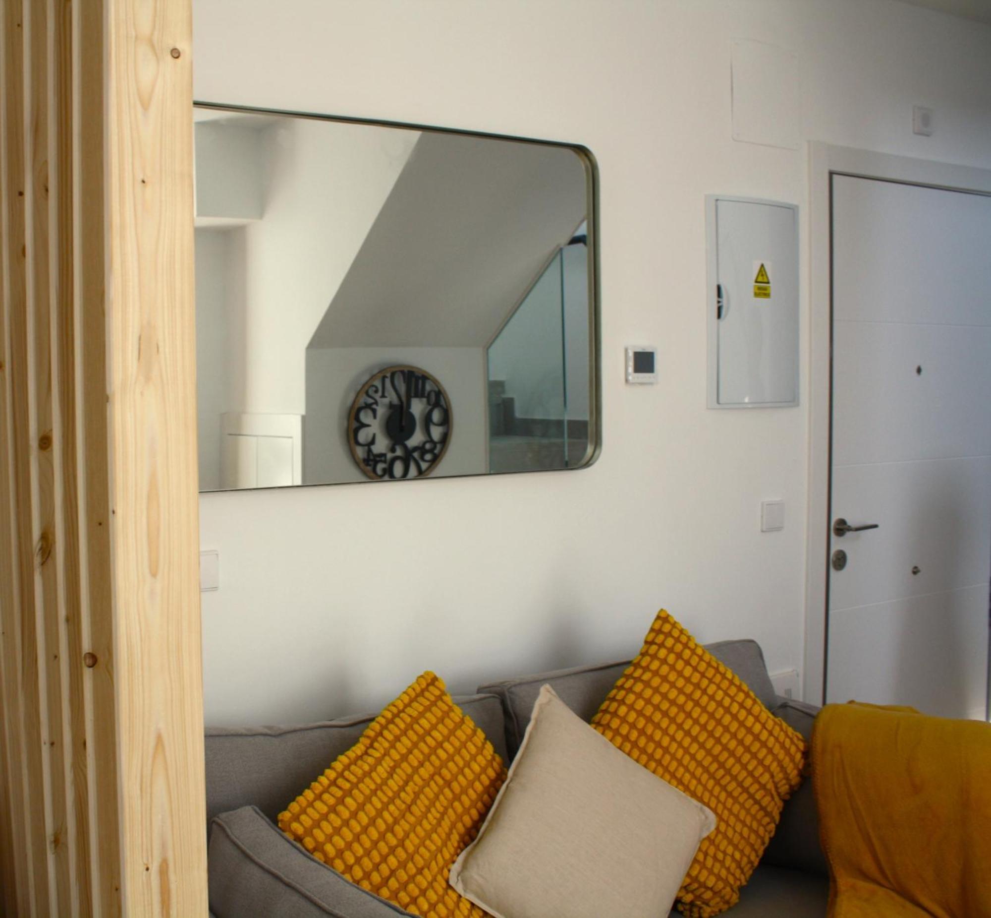 Madrid Urban Suites- Nuevo Apartahotel-7 Apartaments Boutique Full Equiped Exterior photo