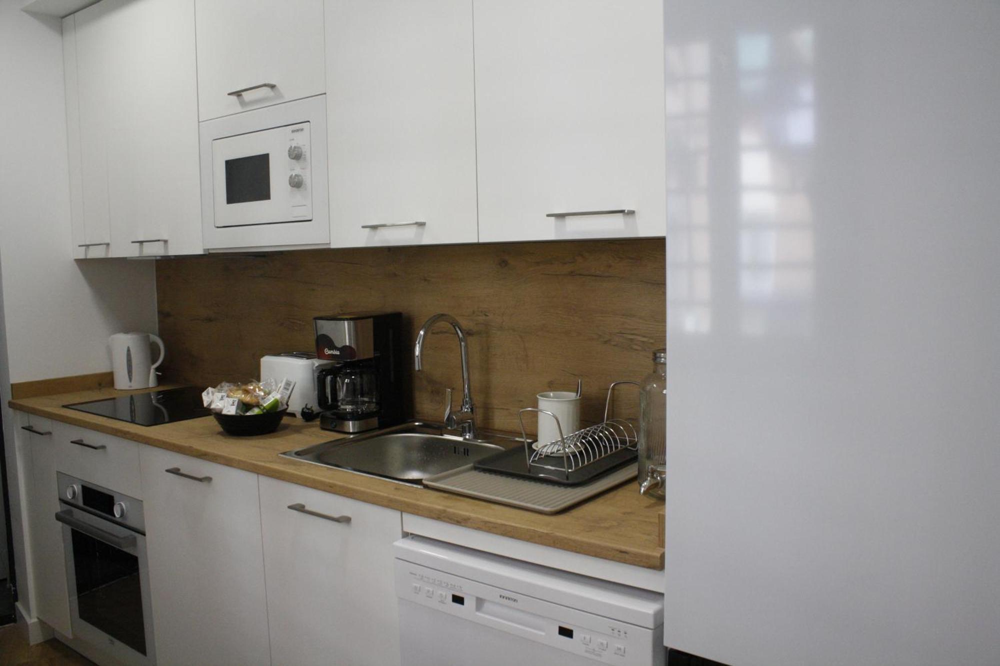 Madrid Urban Suites- Nuevo Apartahotel-7 Apartaments Boutique Full Equiped Exterior photo